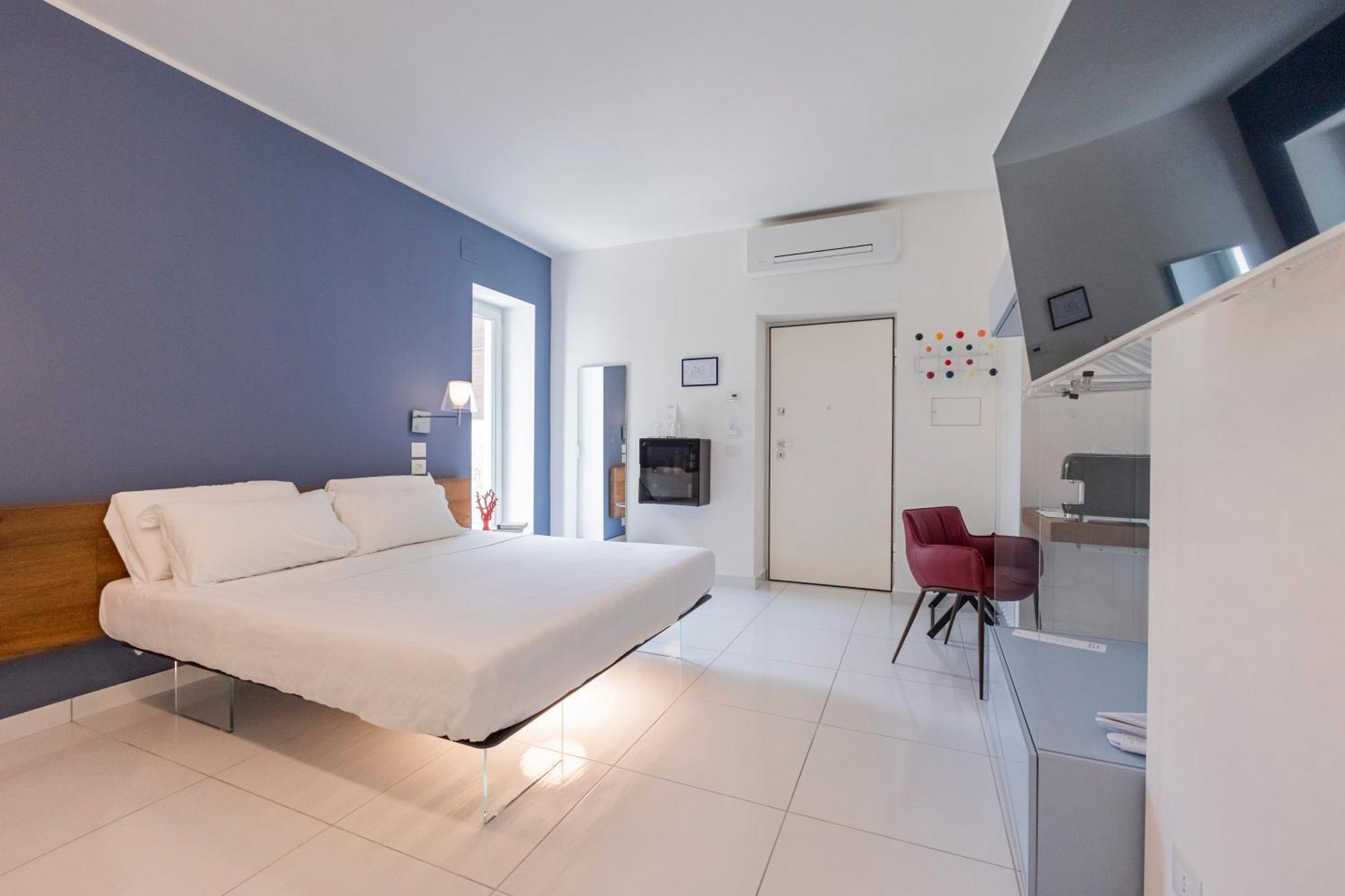 Aquamaris Design Suite & Spa เพสตุม ภายนอก รูปภาพ