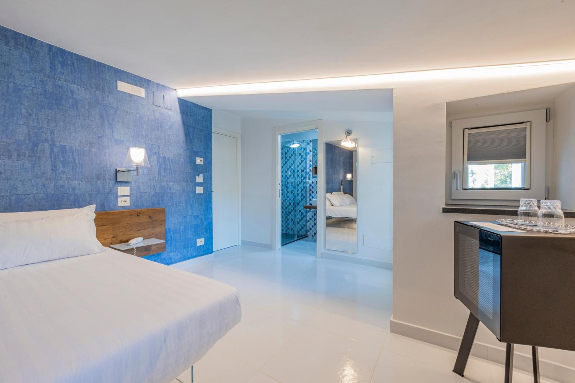 Aquamaris Design Suite & Spa เพสตุม ภายนอก รูปภาพ