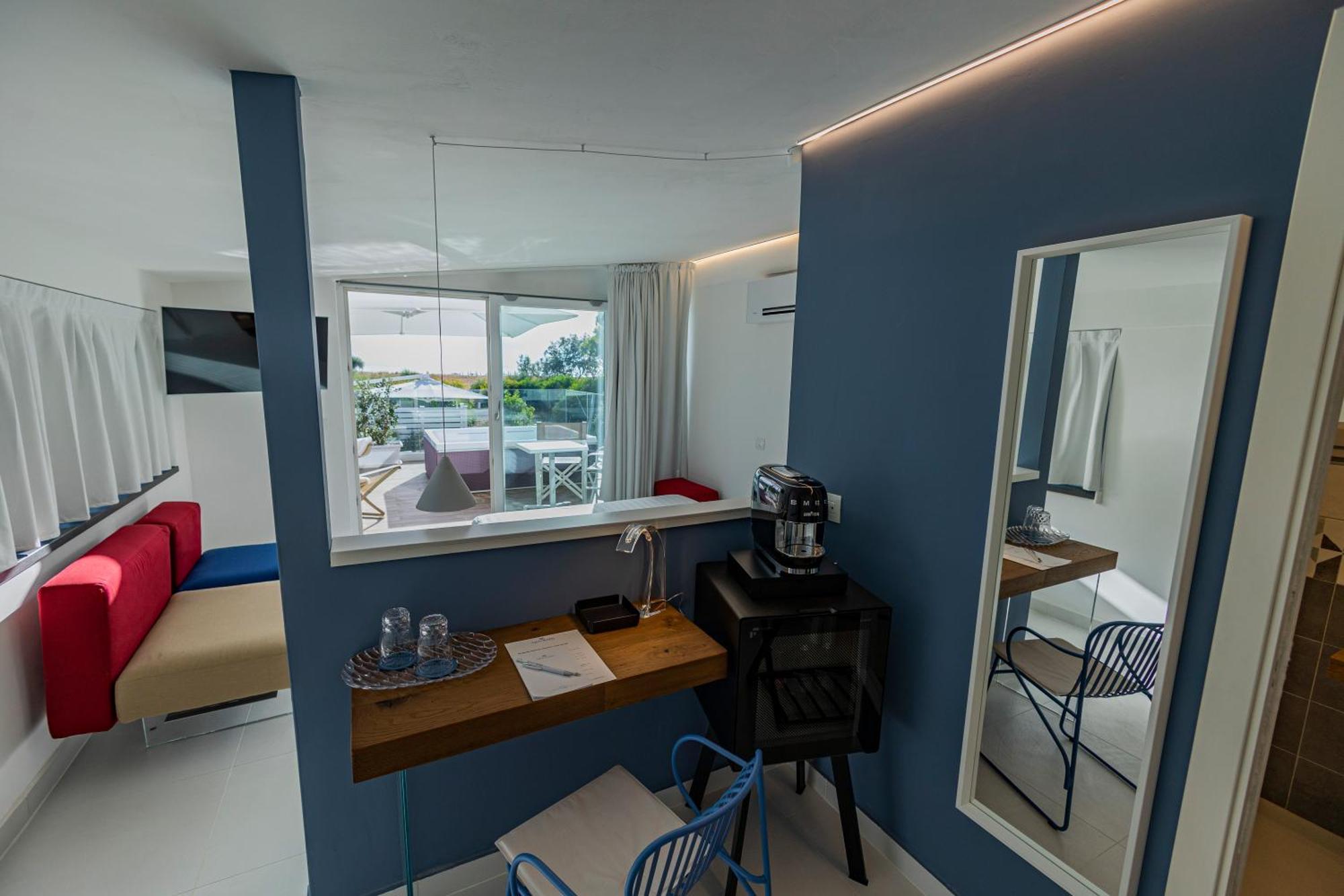 Aquamaris Design Suite & Spa เพสตุม ภายนอก รูปภาพ